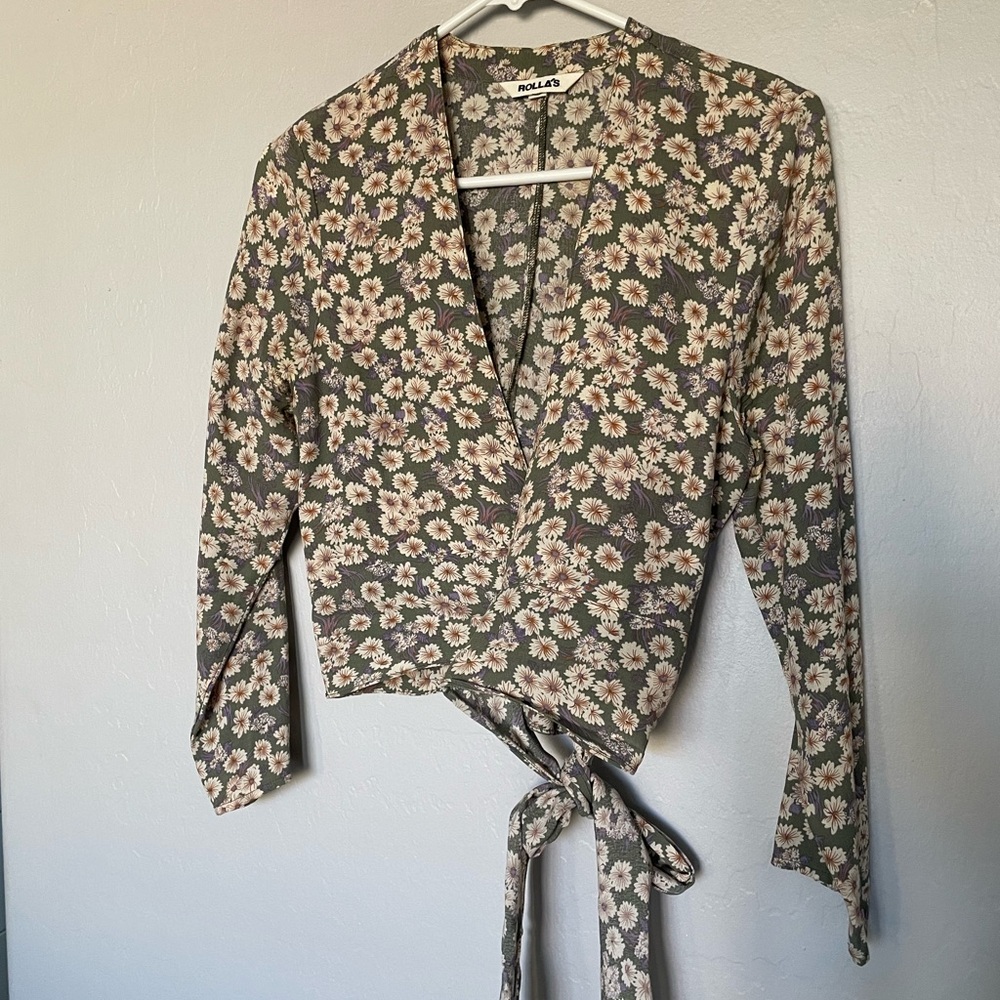 Rolla’s Delilah Daisies Blouse in Olive Size S Like New - Picture 8 of 8